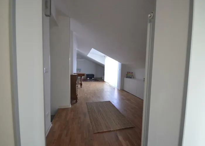 La Casa Con Vista Di Emma Vezzano Ligure