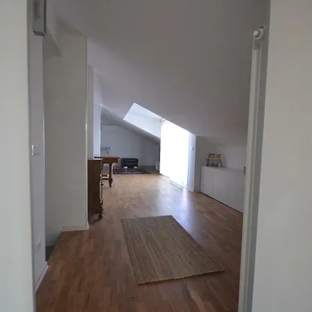 La Casa Con Vista Di Emma Vezzano Ligure