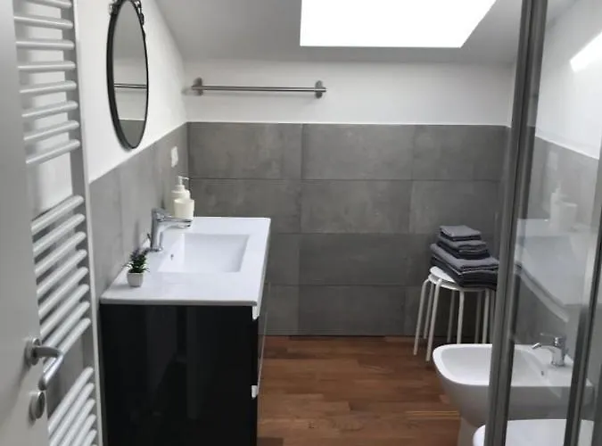 Lägenhet La Casa Con Vista Di Emma *