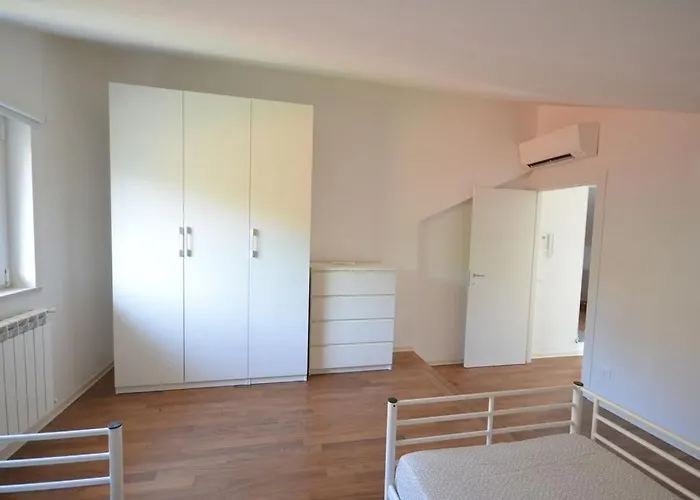La Casa Con Vista Di Emma Vezzano Ligure