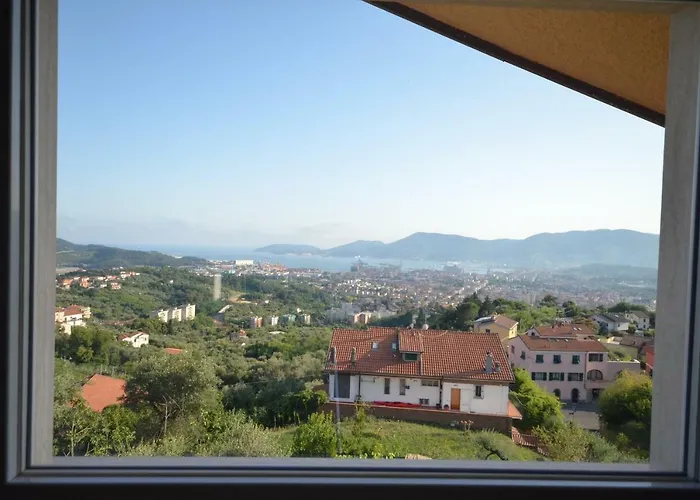 La Casa Con Vista Di Emma * Vezzano Ligure